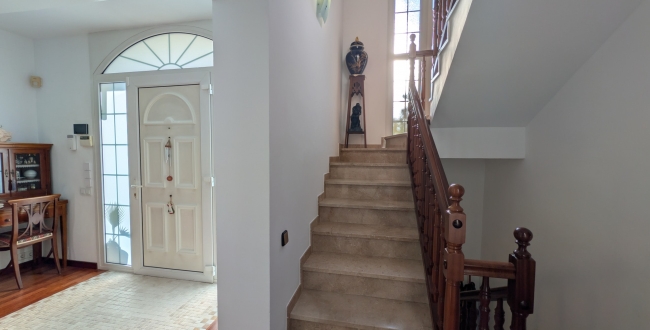 CASA UNIFAMILIAR AMB JARDÍ I PISCINA A PALAU - GIRONA