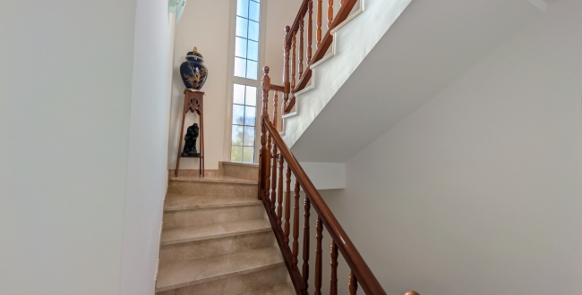 CASA UNIFAMILIAR AMB JARDÍ I PISCINA A PALAU - GIRONA