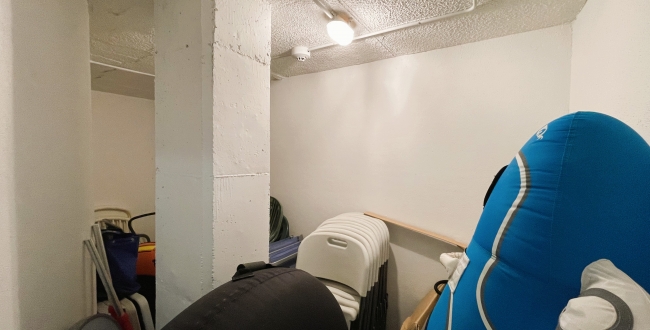 ÀTIC DE 3 HABITACIONS GRANS AMB TERRASSA, PISCINA COMUNITÀRIA, PÀRQUING I TRASTER AL COSTAT DEL PORT DE L'ESCALA