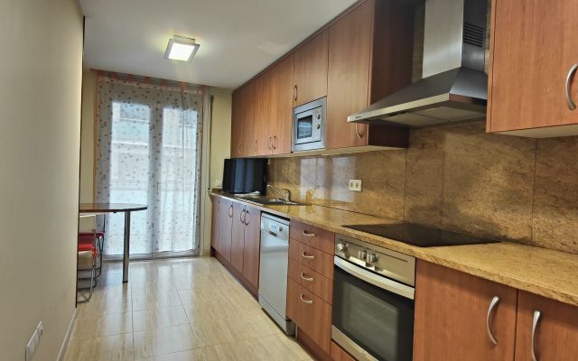 PIS LLOGUER 3 HAB AMB PQ TANCAT DE DUES PLACES A LA DEVESA