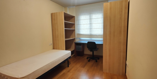 PIS LLOGUER 3 HAB AMB PQ TANCAT DE DUES PLACES A LA DEVESA