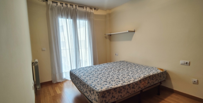 PIS LLOGUER 3 HAB AMB PQ TANCAT DE DUES PLACES A LA DEVESA