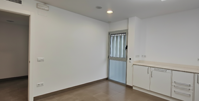 DESPATX-OFICINA EN LLOGUER A VIDRERES