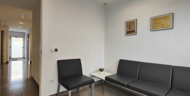 DESPATX-OFICINA EN LLOGUER A VIDRERES