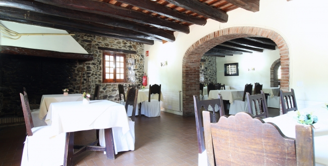 EDIFICI ANTIC MOLÍ AMB HABITATGE I NEGOCI DE RESTAURACIÓ A CALDES DE MALAVELLA 