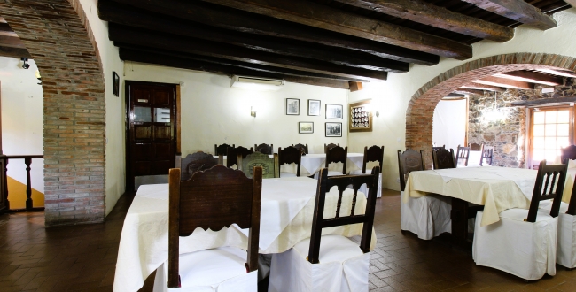 EDIFICI ANTIC MOLÍ AMB HABITATGE I NEGOCI DE RESTAURACIÓ A CALDES DE MALAVELLA 