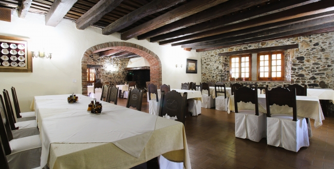 EDIFICI ANTIC MOLÍ AMB HABITATGE I NEGOCI DE RESTAURACIÓ A CALDES DE MALAVELLA 