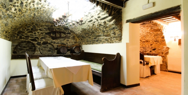 EDIFICI ANTIC MOLÍ AMB HABITATGE I NEGOCI DE RESTAURACIÓ A CALDES DE MALAVELLA 