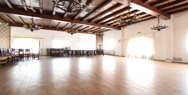 EDIFICI ANTIC MOLÍ AMB HABITATGE I NEGOCI DE RESTAURACIÓ A CALDES DE MALAVELLA 