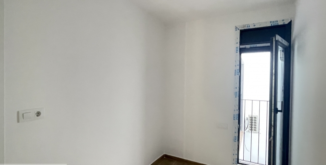 PRIMERA PLANTA A ESTRENAR AL CENTRE DE SANTA COLOMA