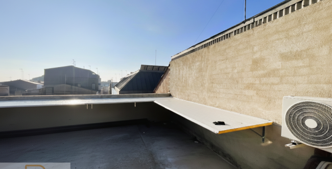 ÀTIC A ESTRENAR AMB TERRASSA AL CENTRE DE SANTA COLOMA DE FARNERS