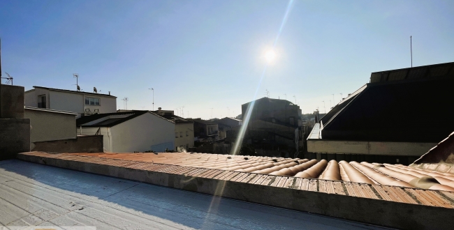 ÀTIC A ESTRENAR AMB TERRASSA AL CENTRE DE SANTA COLOMA DE FARNERS