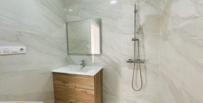 ÀTIC A ESTRENAR AMB TERRASSA AL CENTRE DE SANTA COLOMA DE FARNERS