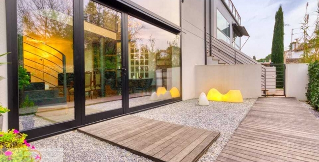   UNA PEÇA ÚNICA AMB JARDÍ PRIVAT A TOCAR DEL BARRI VELL DE GIRONA