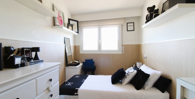 CASA APARELLADA CANTONERA DE LUXE AMB JARDÍ I PISCINA A VILABLAREIX