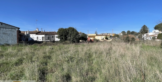 PARCEL·LES VENDA EN CORÇÀ