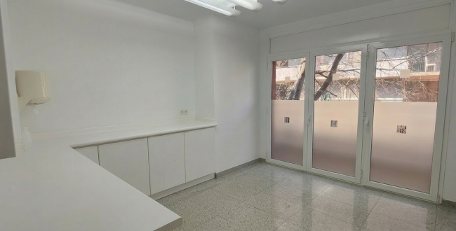 OFFICE RENTAL IN EIXAMPLE NORTH OF GIRONA