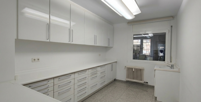 OFFICE RENTAL IN EIXAMPLE NORTH OF GIRONA