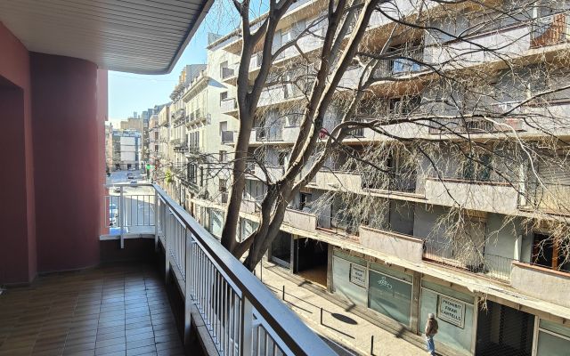 OFFICE RENTAL IN EIXAMPLE NORTH OF GIRONA