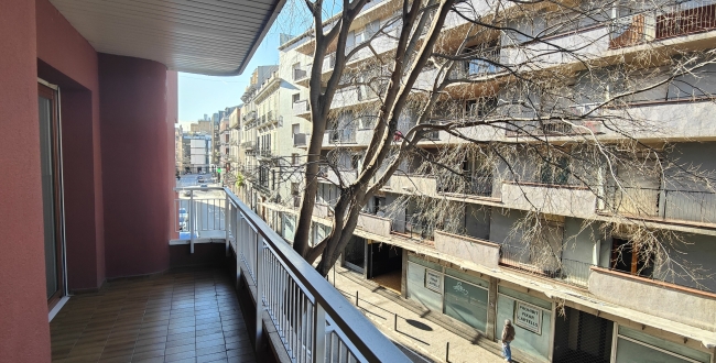 OFFICE RENTAL IN EIXAMPLE NORTH OF GIRONA