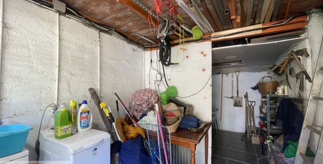 TERRENY RÚSTIC AMB BARRACA A PUIGVENTÓS (CRUÏLLES)