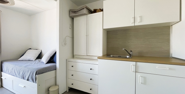 ESTUDIO REFORMADO EN PRIMERA LÍNEA DE MAR – PLANTA ALTA – PLATJA D'ARO