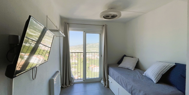 ESTUDIO REFORMADO EN PRIMERA LÍNEA DE MAR – PLANTA ALTA – PLATJA D'ARO