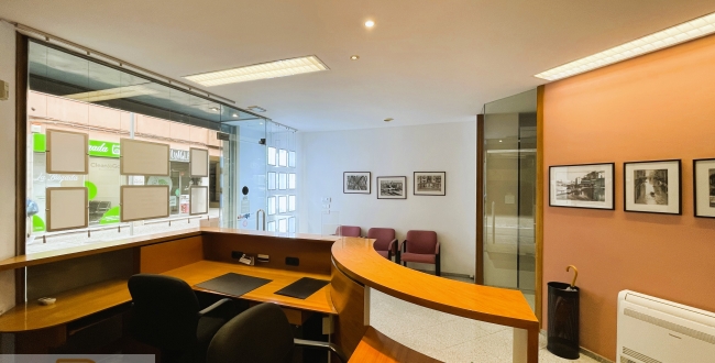 LOCAL COMERCIAL EN LLOGUER IDEAL DESPATX C. RUTLLA GIRONA