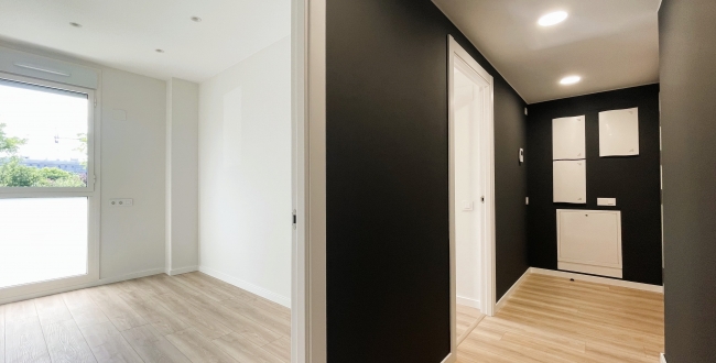 PLANTA BAIXA D'OBRA NOVA AMB 2 HABITACIONS, JARDÍ PRIVAT DE 90M2, PÀRQUING I ZONA COMUNITARIA AMB PISCINA A DOMENY - GIRONA 