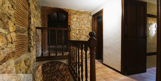 SPECTACULAR MASIA WITH AN EXTENSIVE EXTENT OF LAND IN JUIÀ
