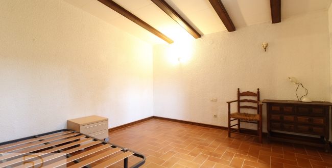 SPECTACULAR MASIA WITH AN EXTENSIVE EXTENT OF LAND IN JUIÀ