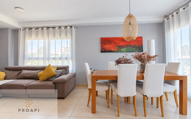 House with a garden, terraces, a principal suite and a two-car garage in Cassà de la Selva