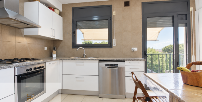 House with a garden, terraces, a principal suite and a two-car garage in Cassà de la Selva