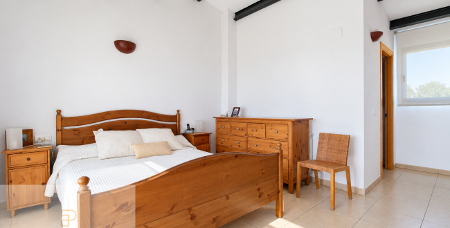 House with a garden, terraces, a principal suite and a two-car garage in Cassà de la Selva
