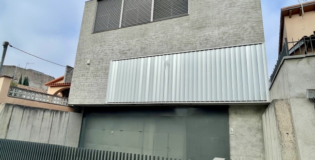 OFICINA EN LLOGUER AL CENTRE DE VIDRERES