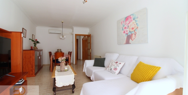 CASA CANTONERA AMB ESTANCES IDEALS, JARDÍ, TERRASSES I ESTUDI A FORNELLS DE LA SELVA